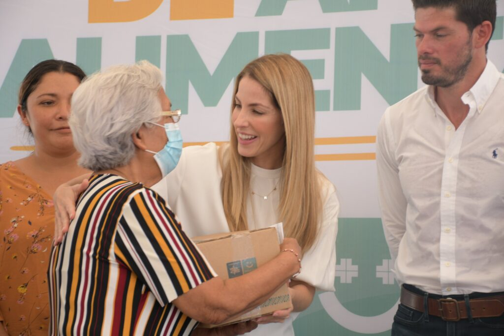 Patricia Lobeira Rodríguez dijo que espera llegar a 40 mil familias cada mes.