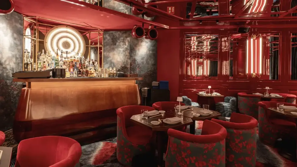 Interior del restaurante Li-Onna reconocido en los Premios Healthy Places 2025 por su propuesta gastronómica saludable