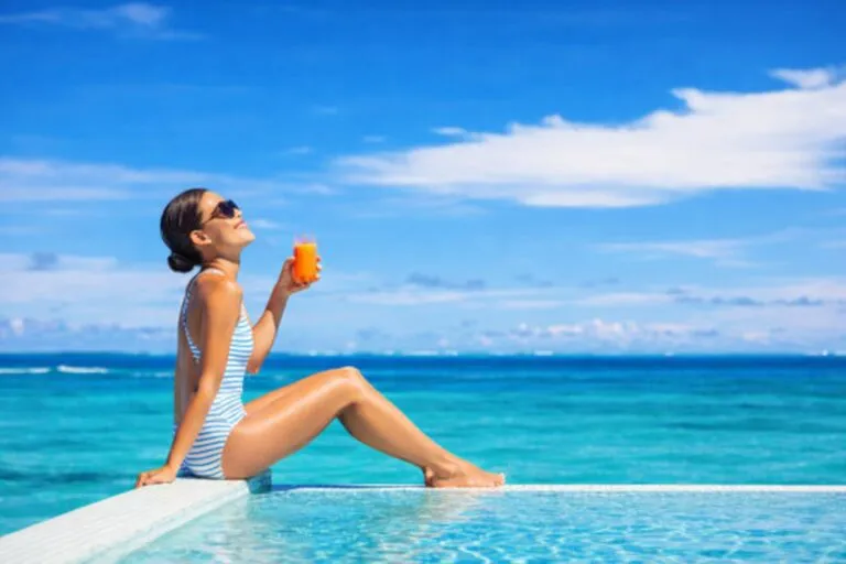 alimentos para la piel mejoran hidratación y apariencia saludable en verano