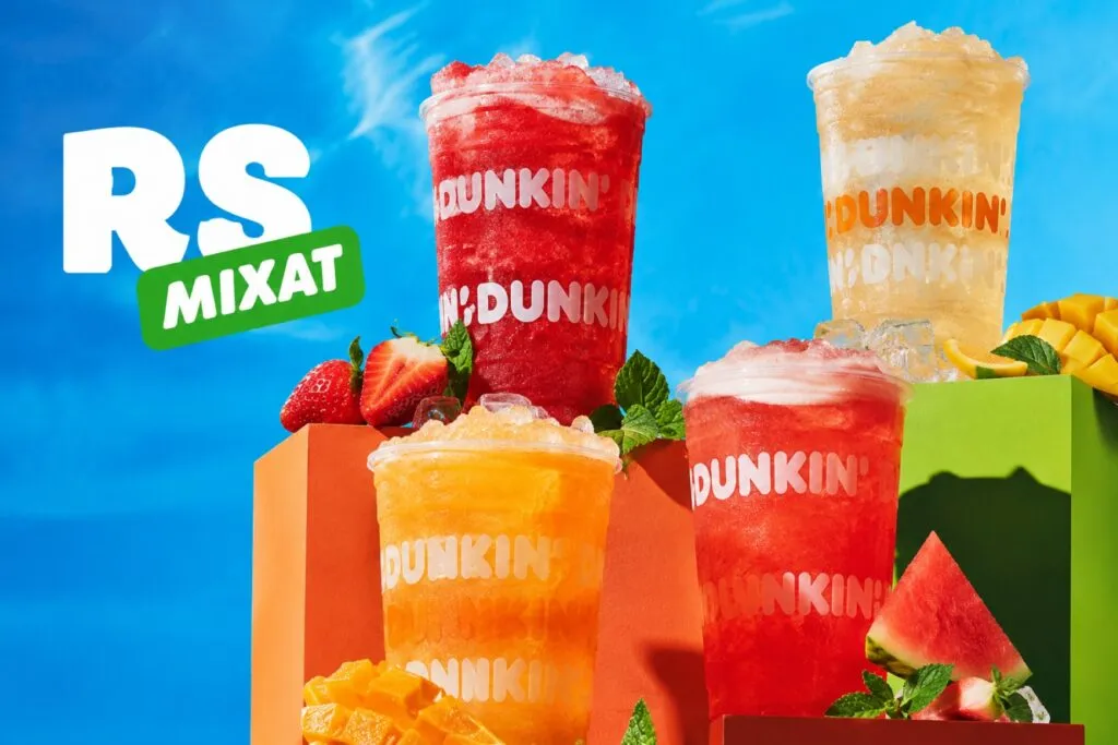 Campaña Dunkin verano con bebidas frías y estrategia digital en España