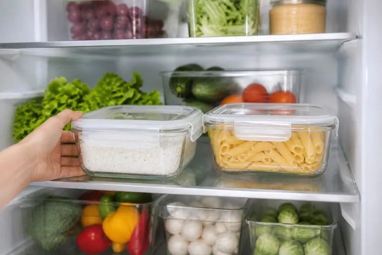Refrigerar pasta y arroz reduce bacterias y previene intoxicaciones en alimentos cocidos