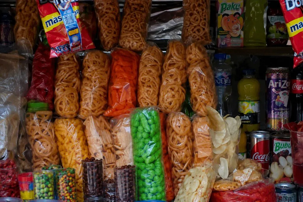 Medidas contra comida chatarra en escuelas para reducir obesidad infantil en la CDMX