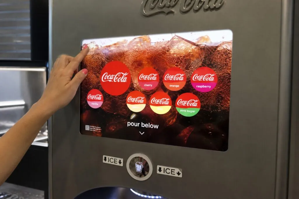 McDonald's retirará fuentes de refrescos autoservicio en Estados Unidos para mejorar control de consumo