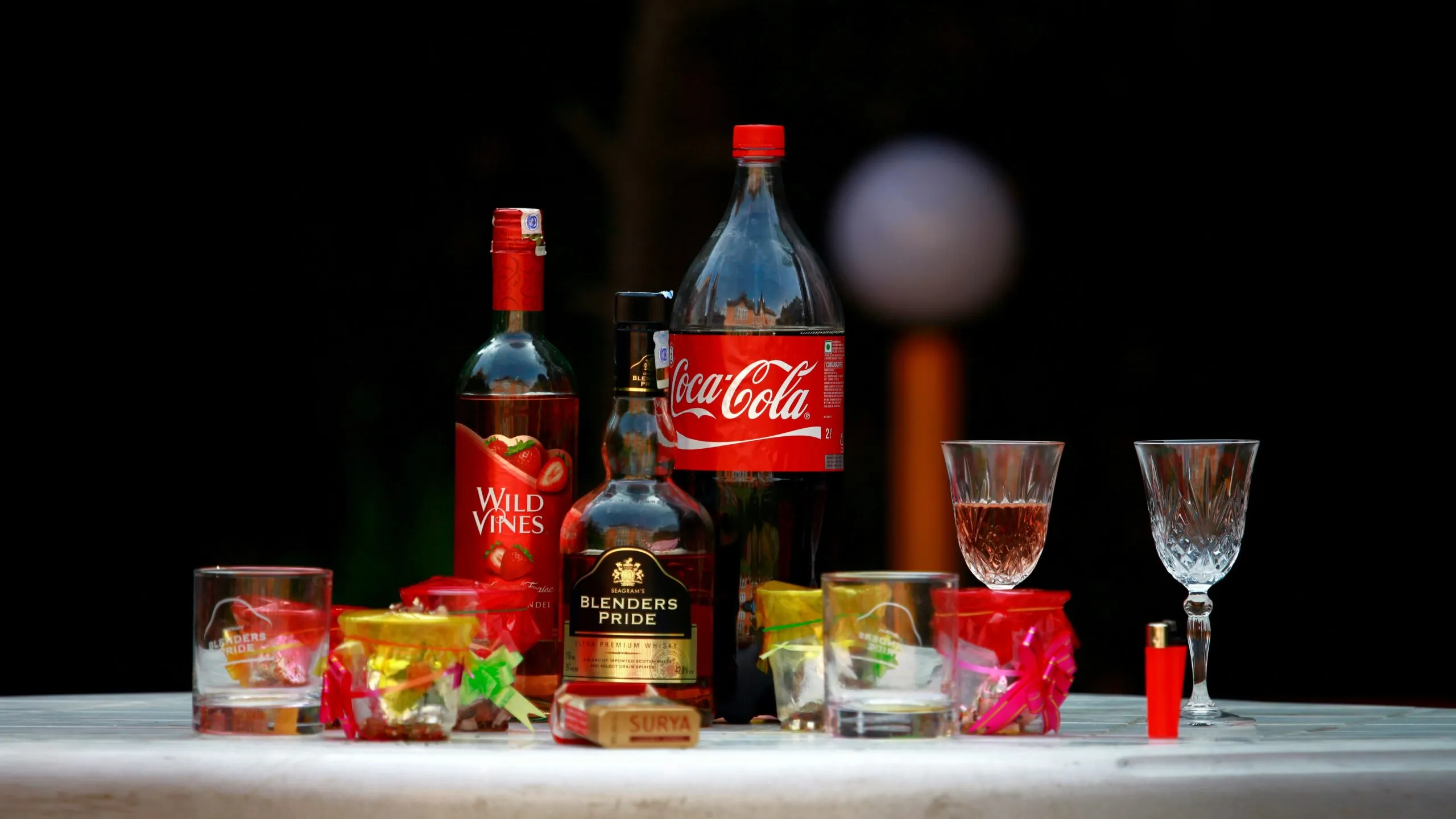 Bebidas tóxicas y opciones saludables para mejorar la hidratación diaria y reducir el consumo de azúcar
