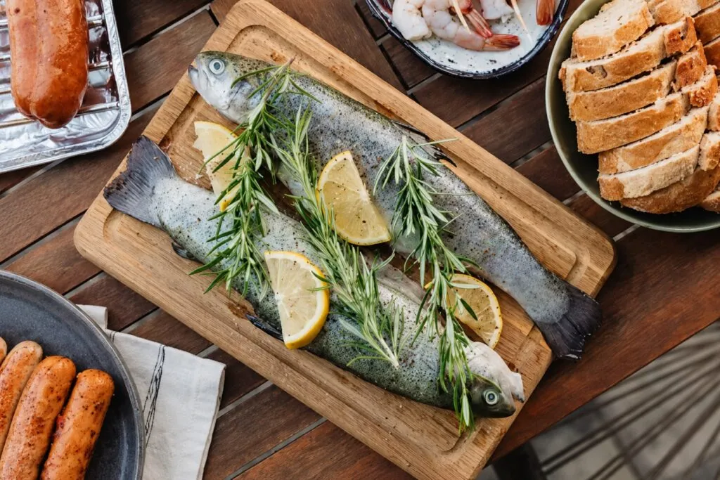 Trucha saludable rica en proteínas y omega 3 para una alimentación equilibrada