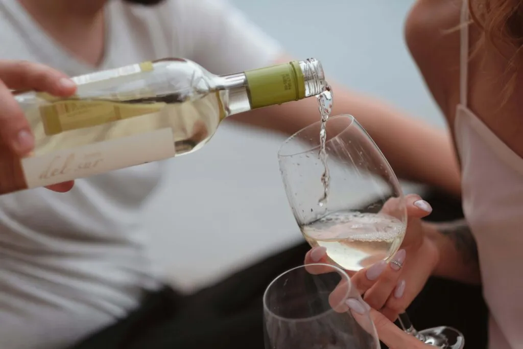El vino en México fortalece un mercado millonario con producción nacional y consumo responsaEl vino en México fortalece un mercado millonario con producción nacional y consumo responsable.ble.