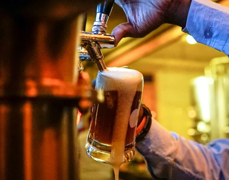 Consumo de cerveza y alcohol relacionado con riesgos para la salud y el metabolismo