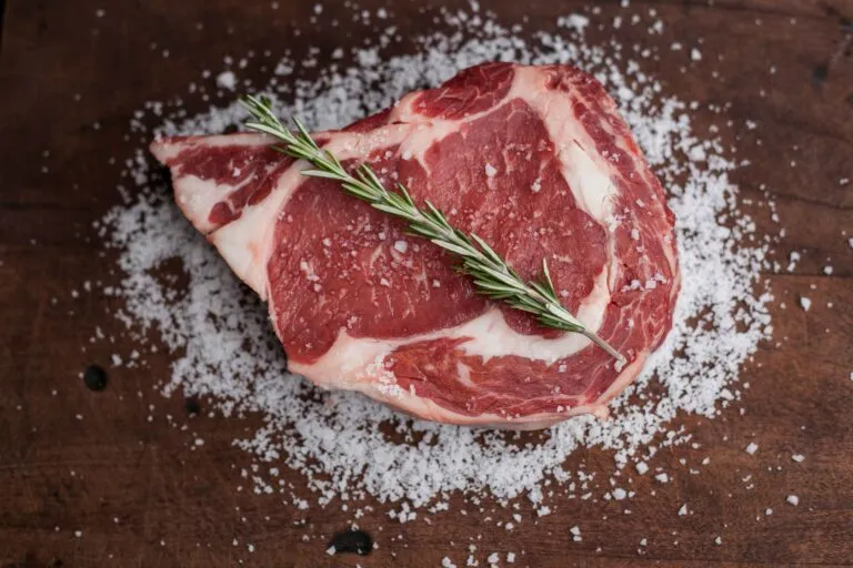 Carne argentina servida en Buenos Aires tras obtener dos medallas de oro en el certamen mundial.