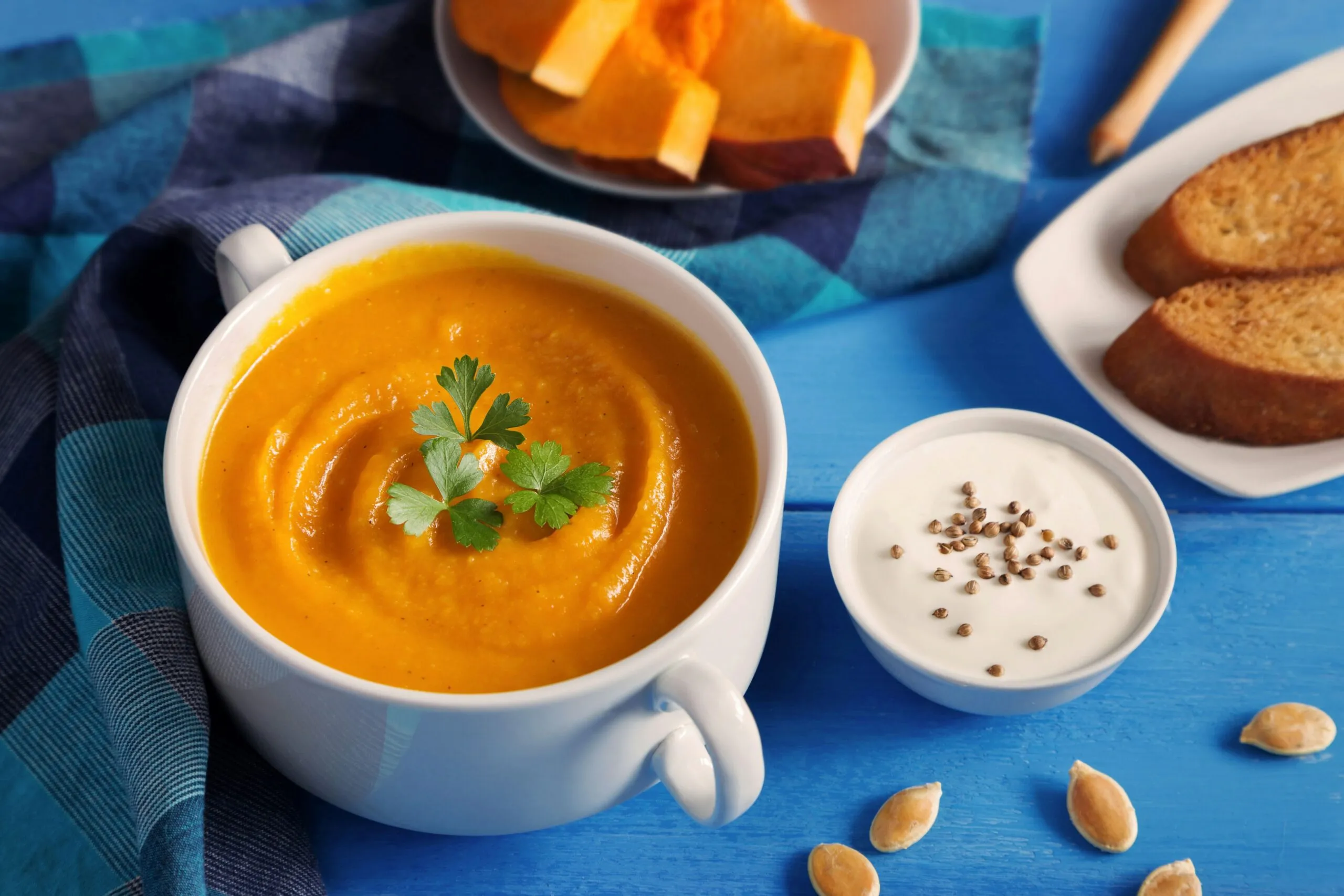 Calabaza fresca rica en vitamina C y carotenoides preparada sin añadir demasiadas grasas.