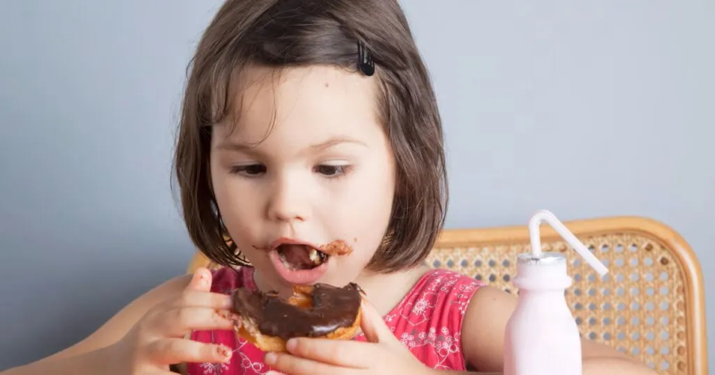 Sobrepeso infantil y hábitos saludables para cuidar la alimentación y el bienestar de los niños